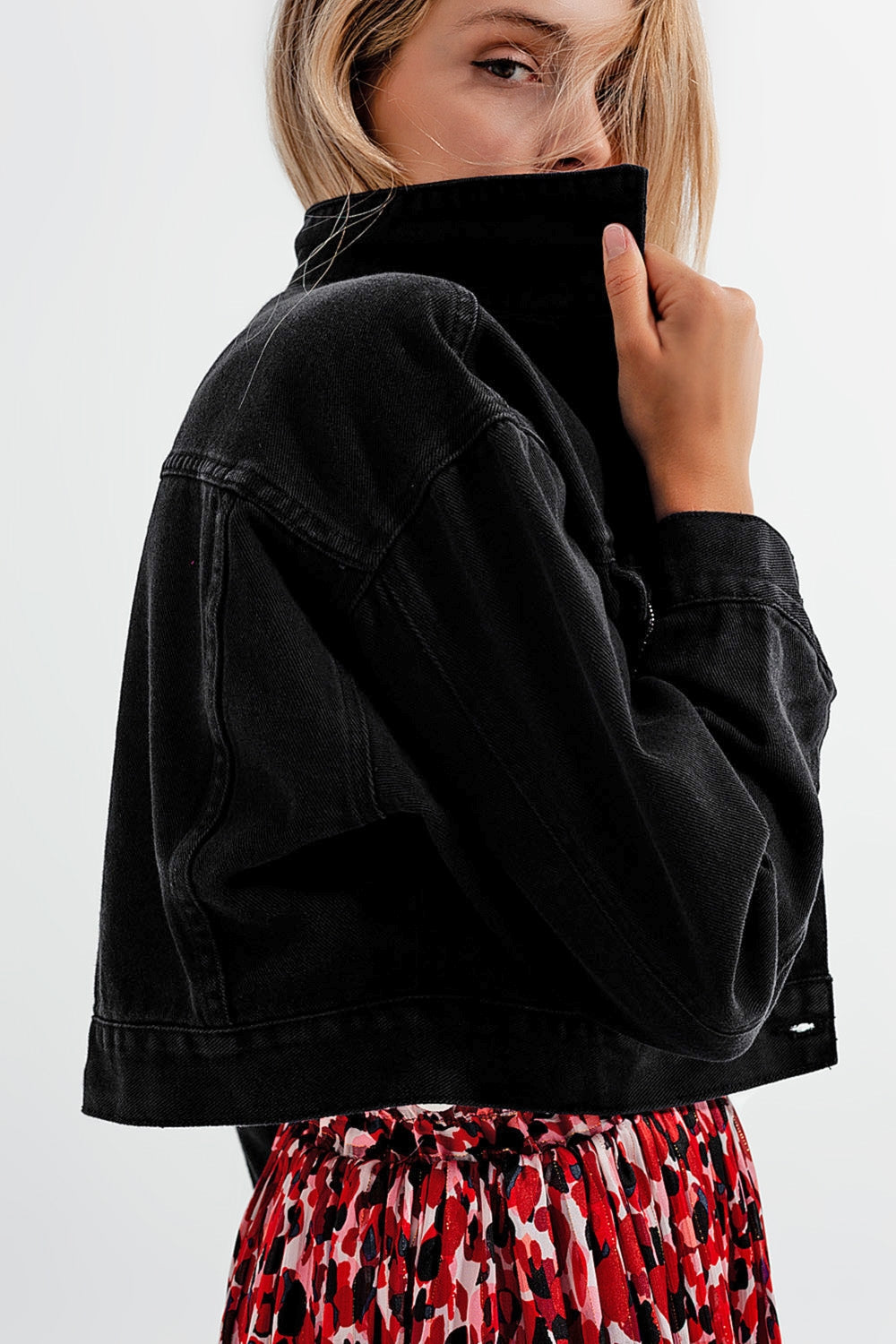 Chaqueta Vaquera Corta con Strass