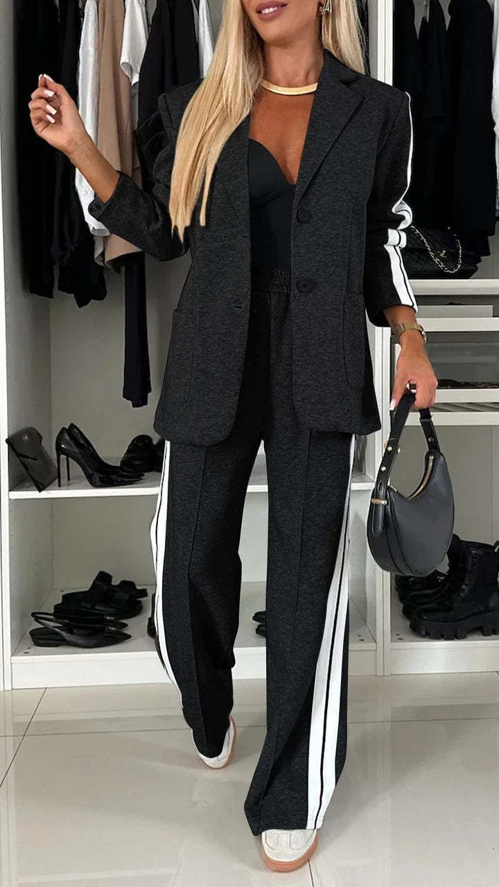 Victoria – Traje de Dos Piezas