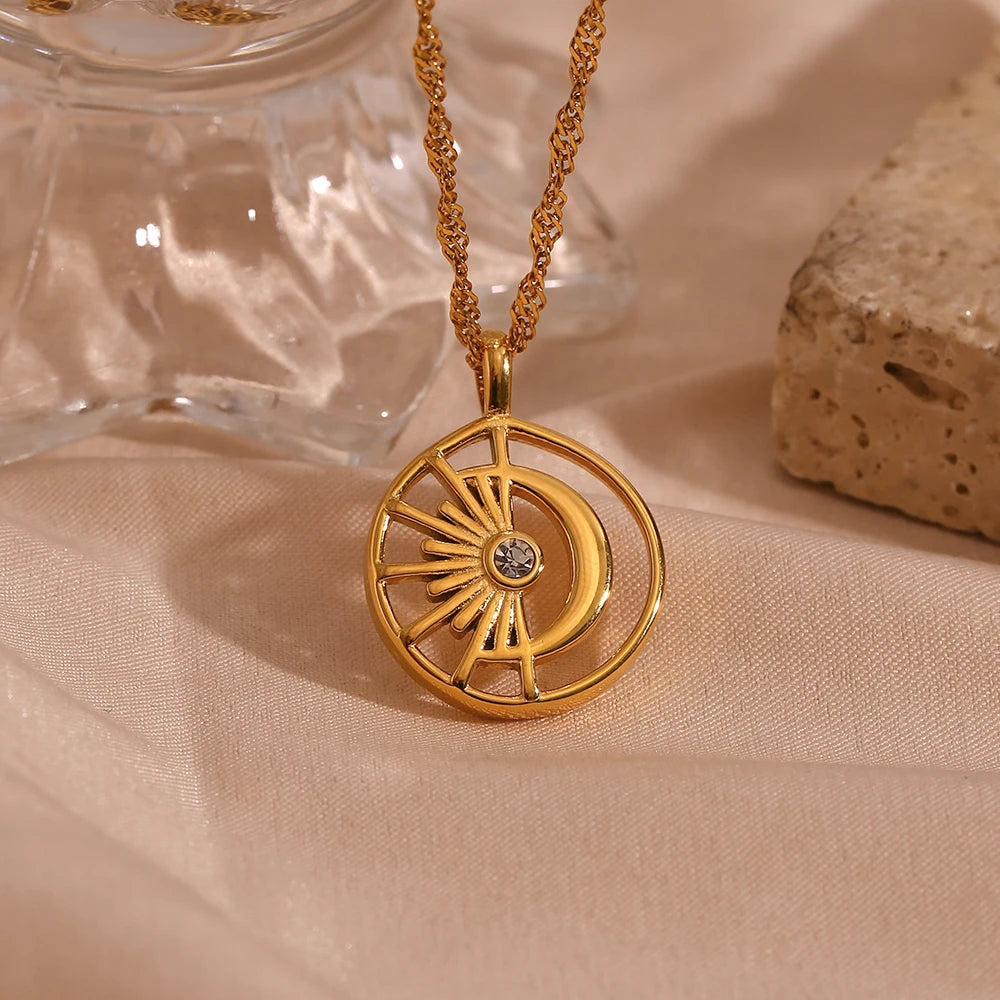 Selene – Collar de Acero Inoxidable