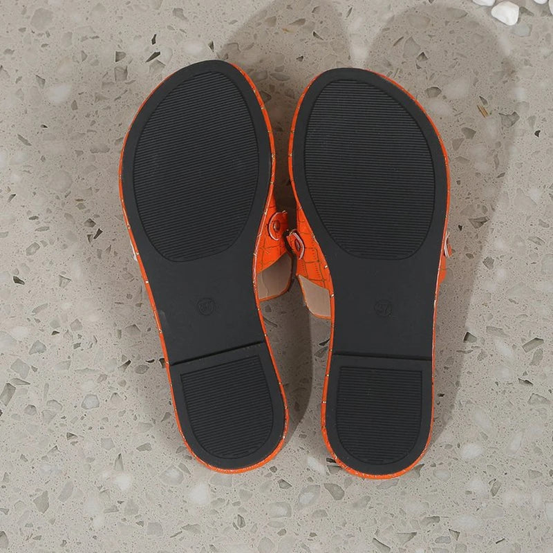 Martina - Sandalias con cadena y estampado