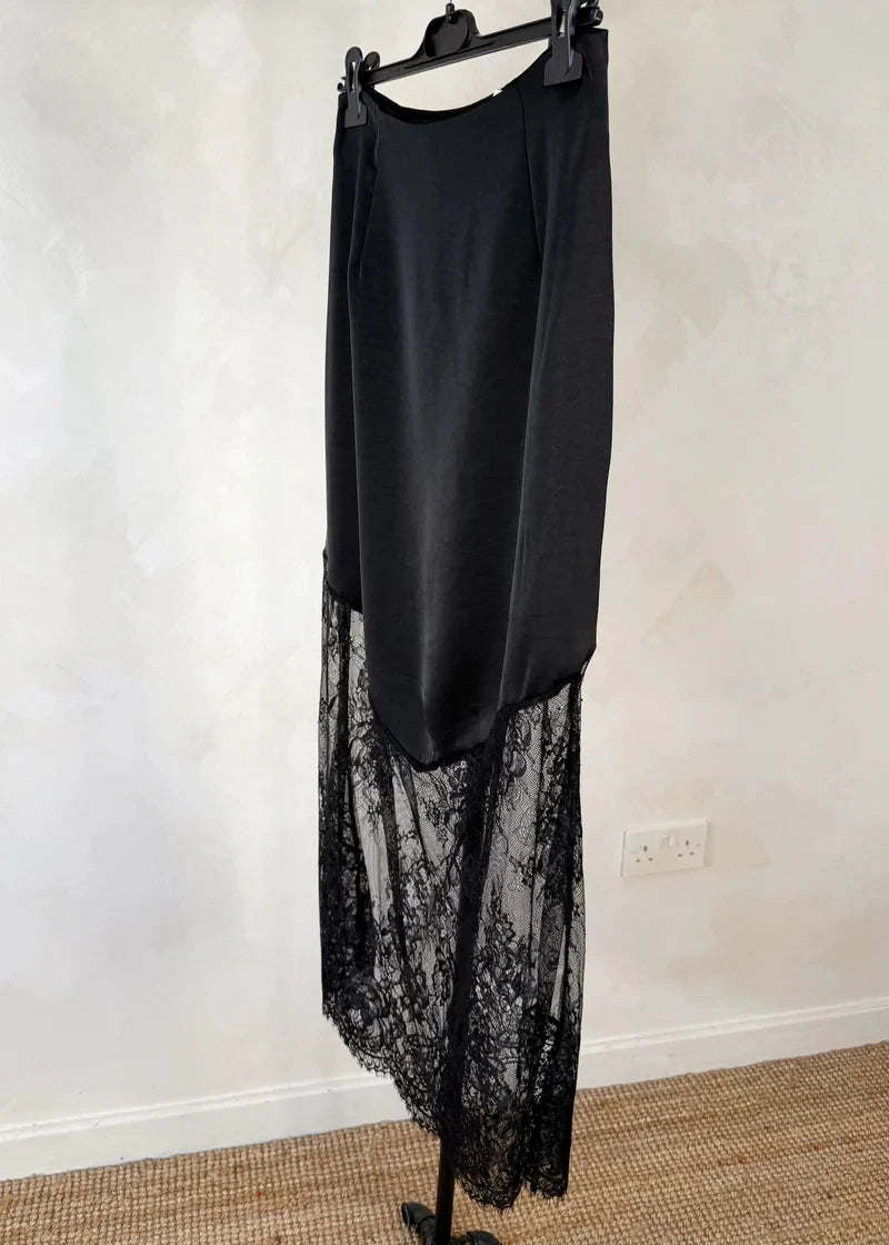 Luna - Falda Maxi de Encaje