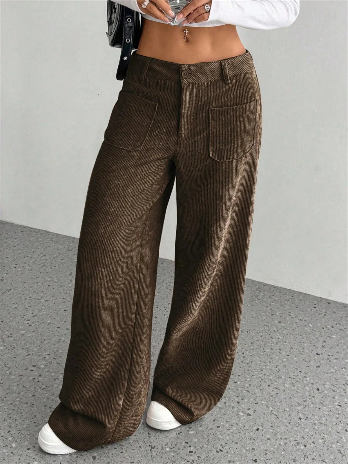 Clara – Corte Wide Leg Pantalón de Pana